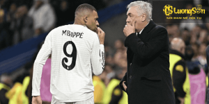 Cả chủ tịch Perez lẫn HLV Ancelotti đã vào cuộc để vực dậy tinh thần của Mbappe